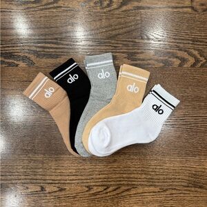 Alo Throwback socks 5 pairs brand new